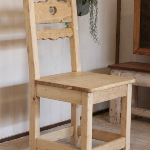 ハートのカントリーチェアー 椅子（チェアー）・スツール putto 通販