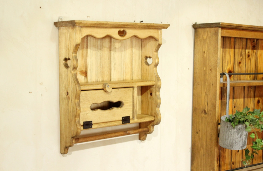 ハートのティッシュシェルフ タオルホルダーつき