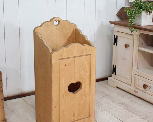 ハンドメイド　ハートのカントリー傘立て 1_164cbfdafc7ac59654d480e90624