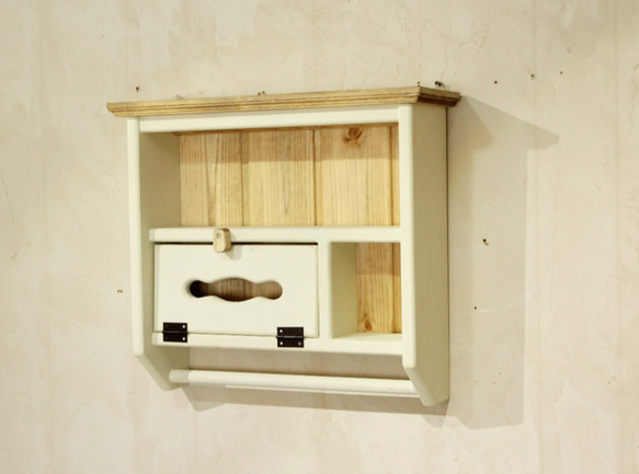 ハンドメイド　ホワイトシャビー　ティッシュシェルフ タオルホルダーつき ホワイトシャビー ティッシュシェルフ タオルホルダーつき