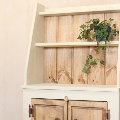 木製ティーカップ飾り棚 シャビーシック ホワイト カップボード 壁掛け