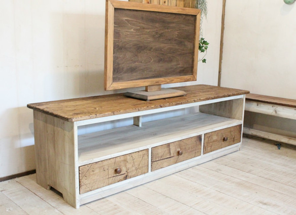 ダメージ加工 ホワイトシャビーテレビ台140 アンティークホワイト 棚