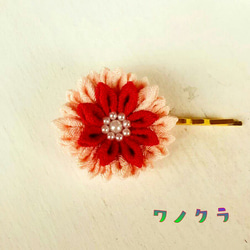 大きめお花のヘアピン 2枚目の画像