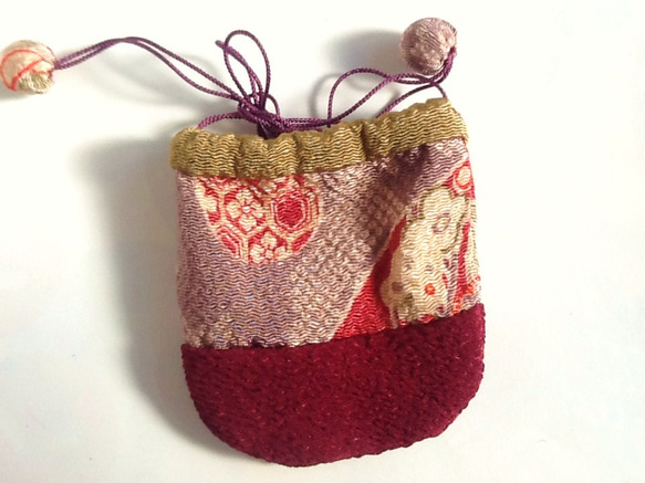 小さなかわいい巾着袋と小物のセット　紫ｘ紫 3枚目の画像