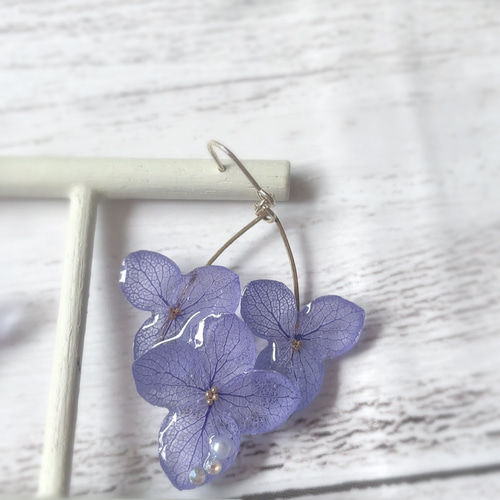 再販】秋の夜空 ブルーラベンダー紫陽花ピアス/イヤリング ピアス  