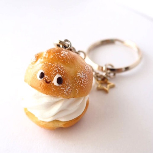 シュークリームキーホルダー キーホルダー あずき 通販 6557126