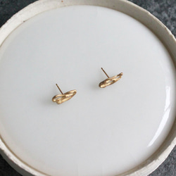 Brume stud earrings 第2張的照片