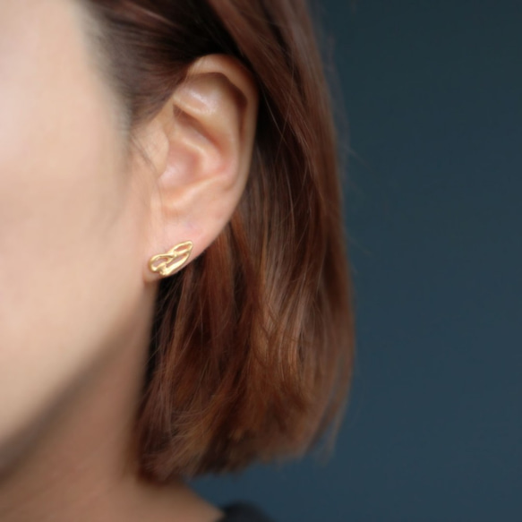 Brume stud earrings 第4張的照片