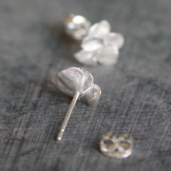 三色堇耳環 第12張的照片