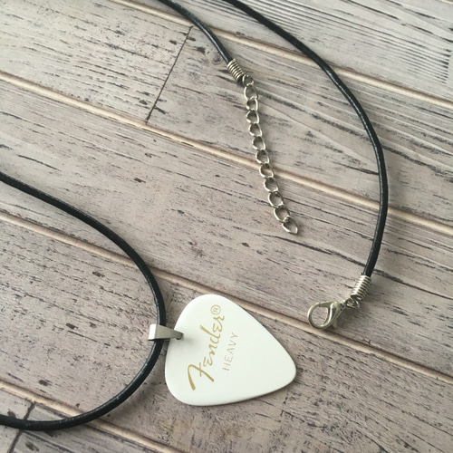 ピックネックレス (フェンダー製ピック使用) ネックレス・ペンダント