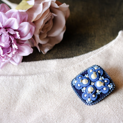 藍るブローチ&耳飾り　クリスマススペシャルセット/ソウタシエ刺繍/soutache 3枚目の画像