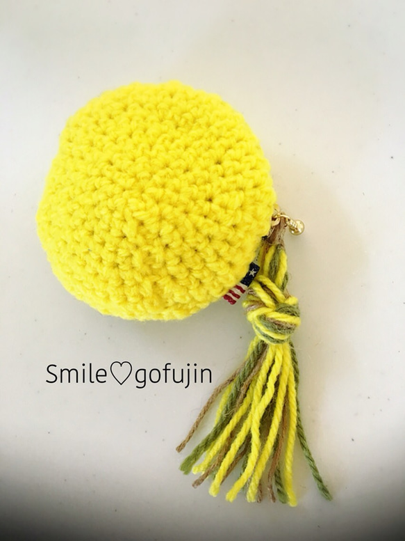 黄色毛糸のニコちゃんコインケース 2枚目の画像