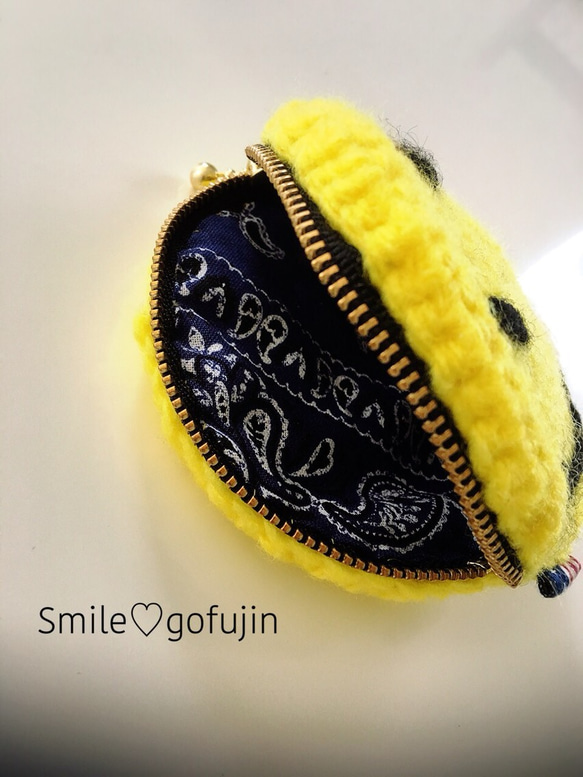 黄色毛糸のニコちゃんコインケース 4枚目の画像