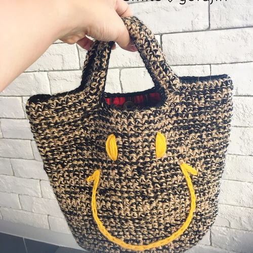 毛糸の麻紐のミックス♡ニコちゃんバッグ 黒 トートバッグ gofujin 