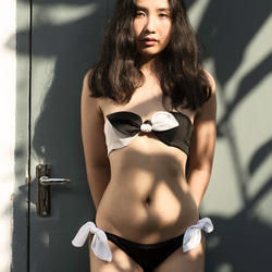 [Swimwear] Monotone Bow Bikini 第2張的照片