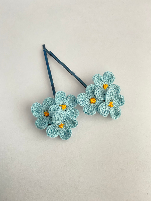 小花のヘアピン 水色　レース編み 2本セット 2枚目の画像
