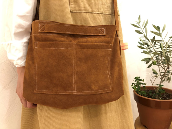 suede tote　* one tone 2way tote * 　c/#01 ecru 第2張的照片