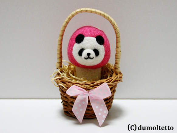 キノコパンダのミニかごマスコット(ピンク) 1枚目の画像