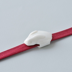 白磁の帯留（白ウサギ） 2枚目の画像