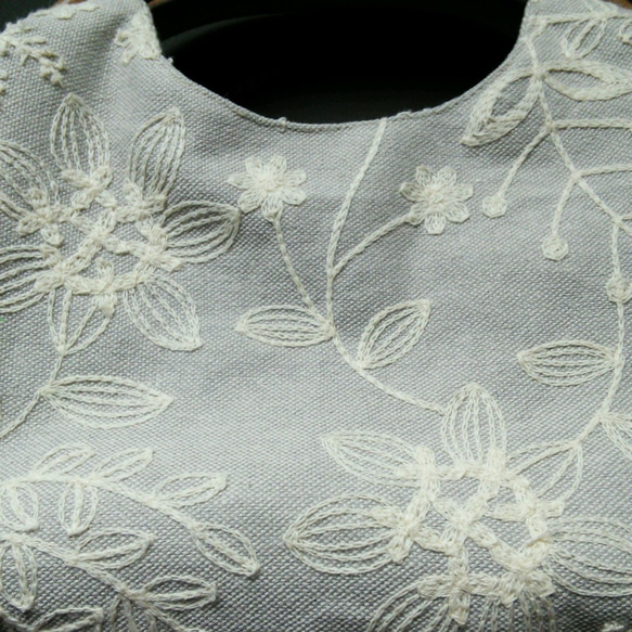 リネンカラー刺繍生地バッグ-丸タイプ 3枚目の画像