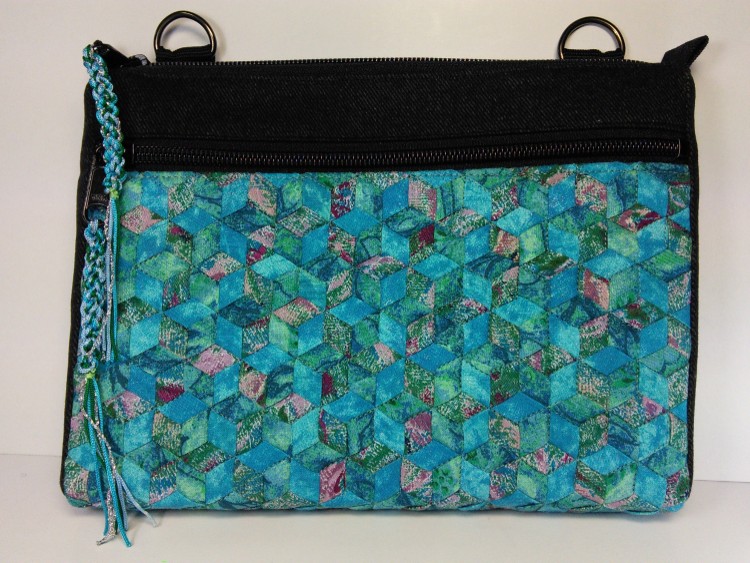 南の海のエメラルドグリーンに思いを馳せて！