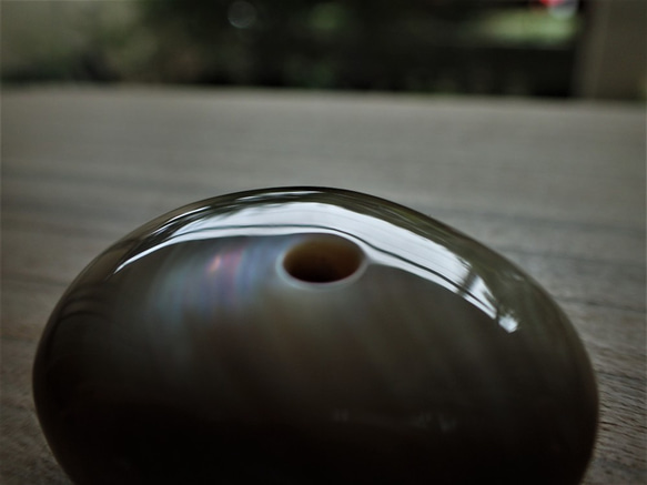 沖縄産夜光貝　ビーズ　極厚特大ドーナツ型 3枚目の画像