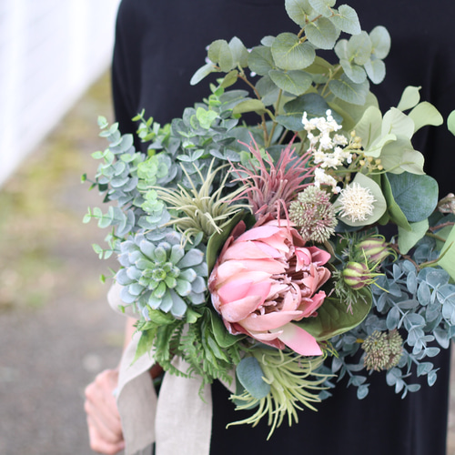 2種のプロテアクラッチブーケ プロテアのブーケ新作☆クラッチブーケ♡ブートニア付き ブーケ 小さな