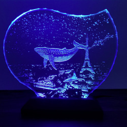 星降る夜・クジラ・マンタ・パリ　ガラスエッチングパネル・LEDスタンドセット（ランプ・ライト・照明） 5枚目の画像