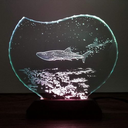 ジンベイザメ・マンタ・サントリーニ ガラスエッチングパネル・LED