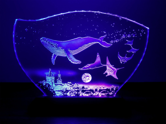 星降る夜・クジラ・マンタ/プラハ　ガラスエッチングパネル Lサイズ・LEDスタンドセット 7枚目の画像