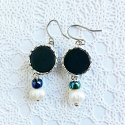 玻璃寶石和珍珠耳環耳環（黑色黑色） 第2張的照片
