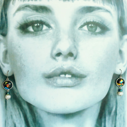 玻璃寶石和珍珠耳環耳環（黑色黑色） 第5張的照片