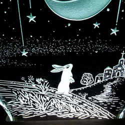 星降る夜・ウサギ　ガラスエッチングパネル Mサイズ・LEDスタンドセット 4枚目の画像