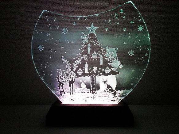 森林聖誕節玻璃蝕刻面板M尺寸LED架子安排 第1張的照片