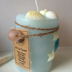 Blue beach candle 第1張的照片