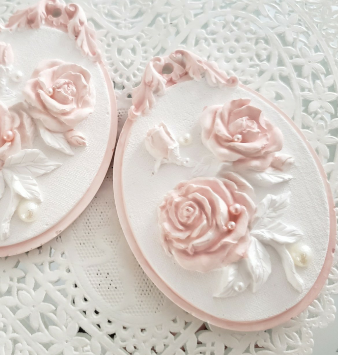 華やかピンクローズのアロマストーンミニ壁掛け＊ ディフューザー