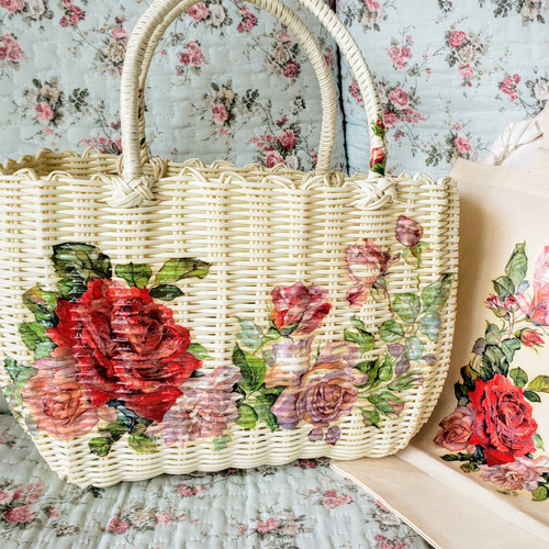 華やかレッドローズのデコパージュかごバッグ（Lサイズ－アイボリー