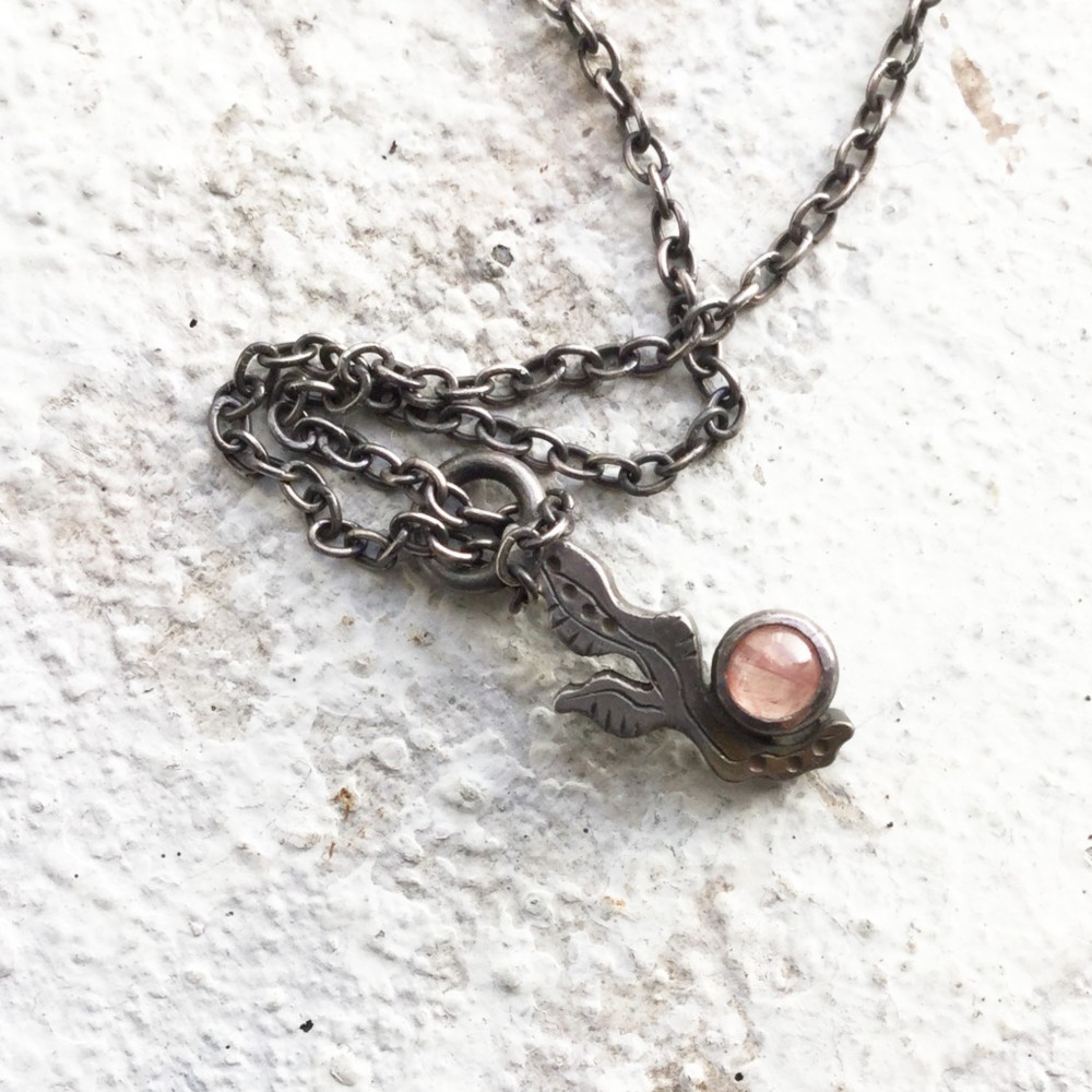 うごめきプチネックレス　インカローズ 4,615円