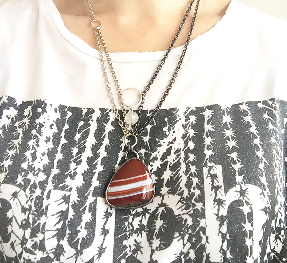 【1点もの】縞メノウと水晶のネックレス 29,900円