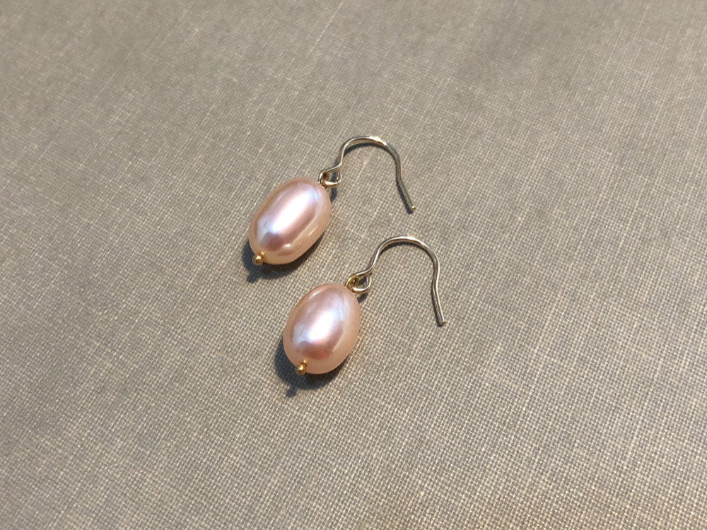 春気分いっぱい ピンク淡水パールのピアス