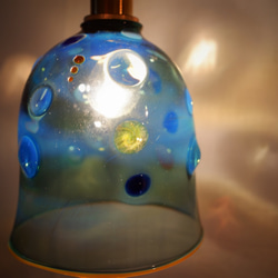 耐熱ガラスのランプシェード 水玉あおみどり 2枚目の画像