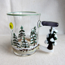 耐熱ガラスのマグカップ　冬の森 5枚目の画像