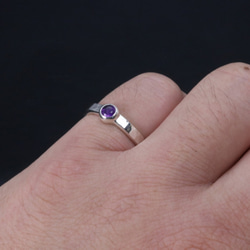 指輪 メンズ レディース : 丸 鎚目 シルバー リング 3mm幅 石付 8～26号 シンプル ペアリング 6枚目の画像