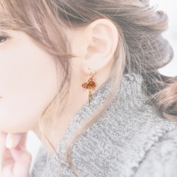 【數量有限，耳環可換】稀有色♪紅柱石手術不銹鋼鉤耳環 第4張的照片