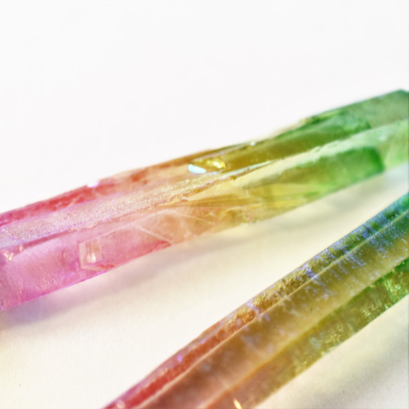 [剩餘 14 件]稀有 ♪ 口紅神秘水晶水晶擺 (綠色粉紅) 第4張的照片