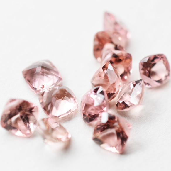[剩餘1件]散裝珠寶用的玫瑰粉紅色粉紅色碧璽公主方形切工14kgf項鍊40cm 第2張的照片