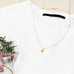 【残り9・濃い色】宝石用ルース　ハニーピンクカラー　ピンクトルマリン　ラウンド枠留め　サージカルステンレスネックレス 5枚目の画像