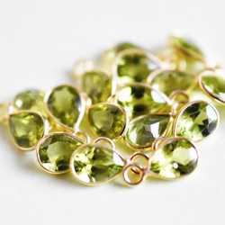 【耳環可換/數量有限】寶石品質橄欖石一對寶石框14kgf鉤形耳環 第4張的照片