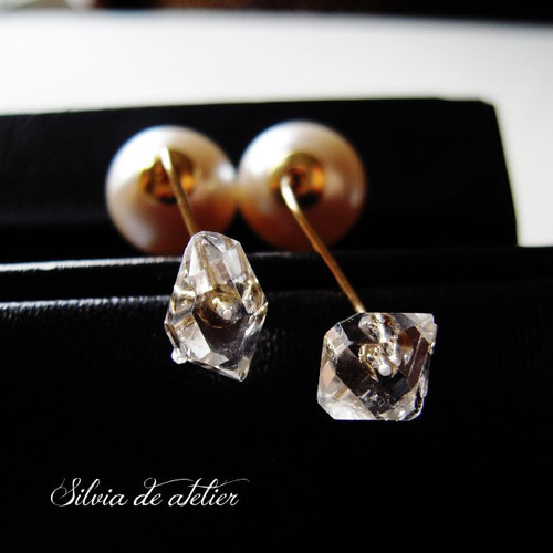 天然石☆大粒ニューヨーク産ハーキマーダイヤモンドの7連ロングピアス