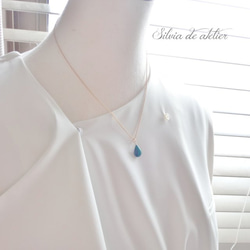 マラカイト　ペアシェイプ　サージカルステンレスチェーンネックレス 5枚目の画像